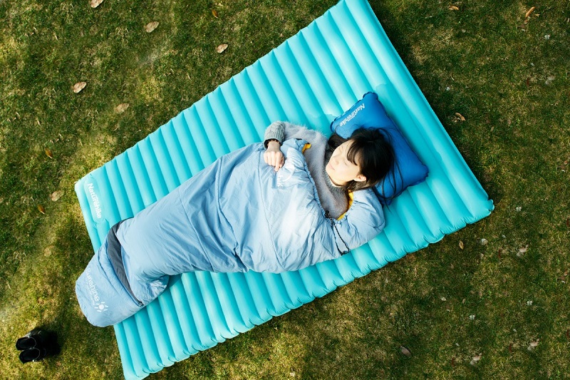 Nệm gấp gọn cho du lịch hoặc dã ngoại