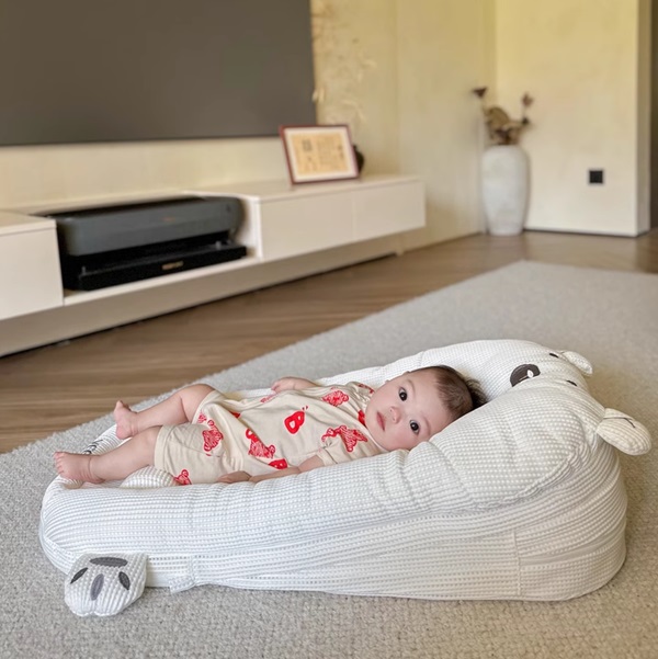 Nằm gối chống trào ngược có cần vỗ ợ hơi