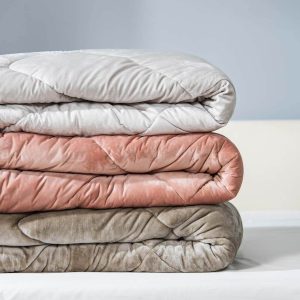 nên mua chăn mùa đông loại nào tốt