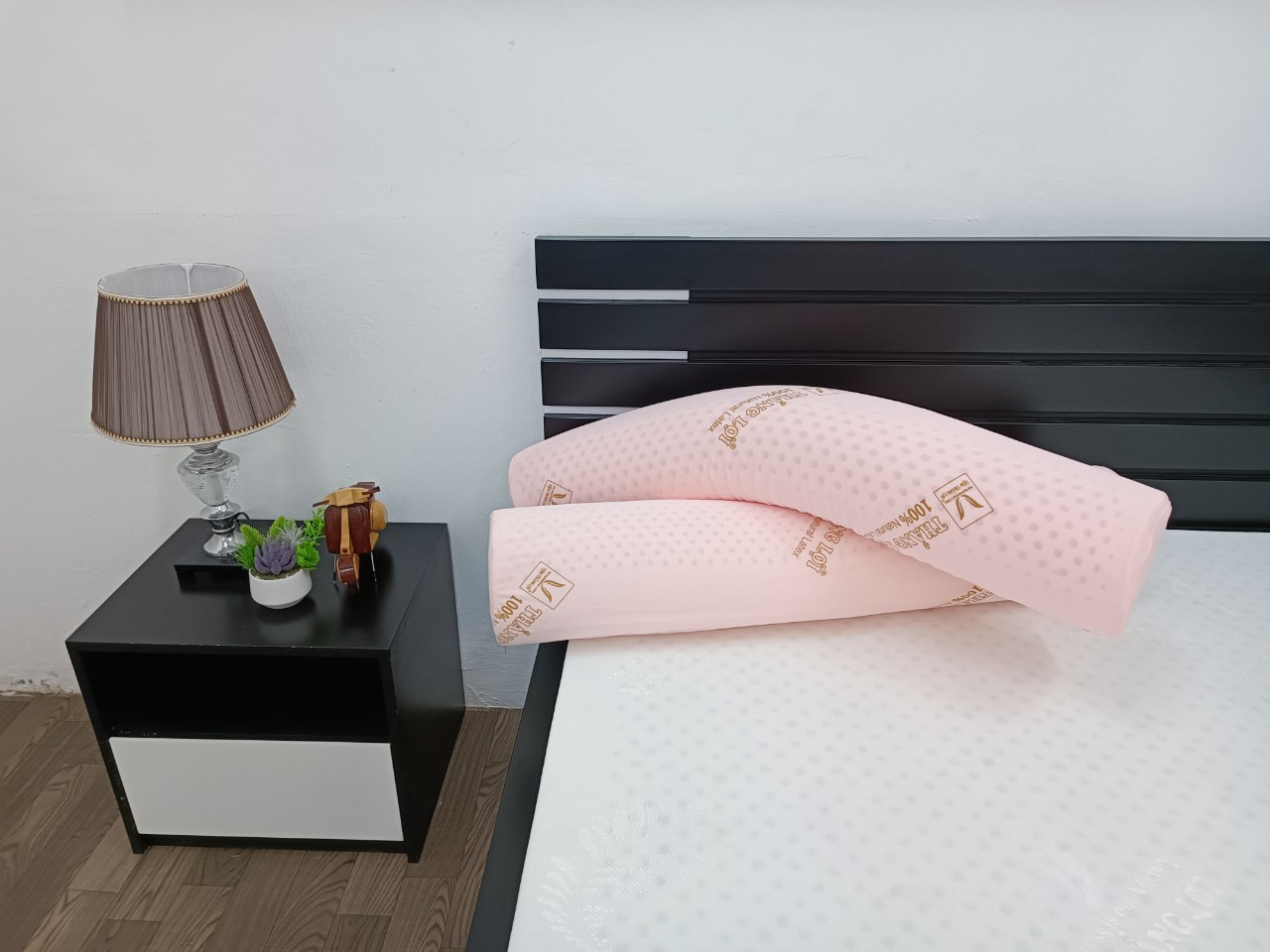 Kích thước gối ôm người lớn - KHO NỆM THẮNG LỢI