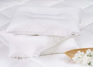 gối lông vũ có tốt không