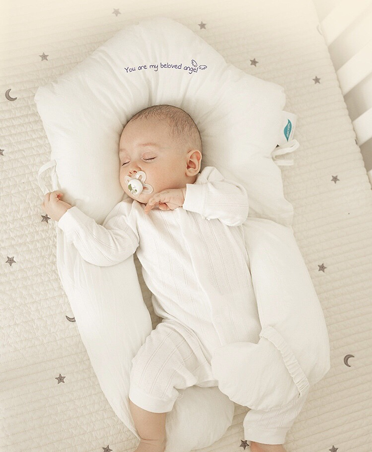 gối chữ u cho bé