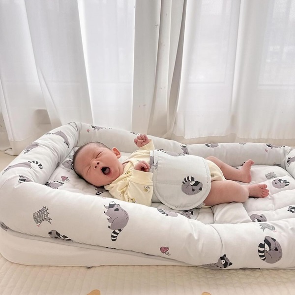 đệm chống trào ngược cho bé