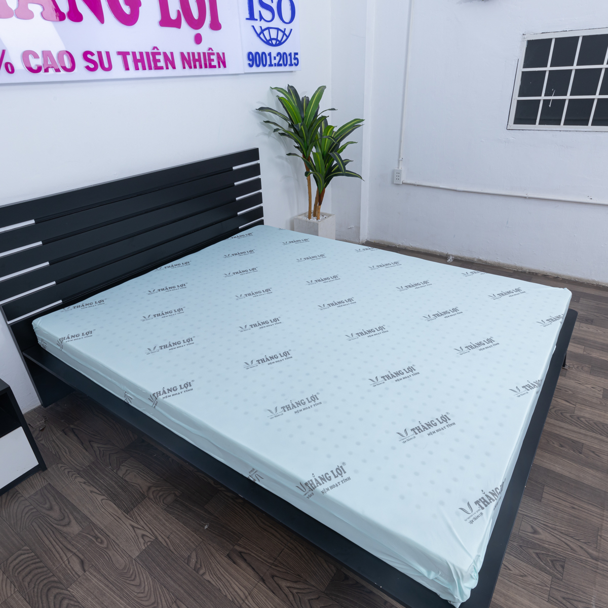 Nệm mật độ cao chống xẹp
